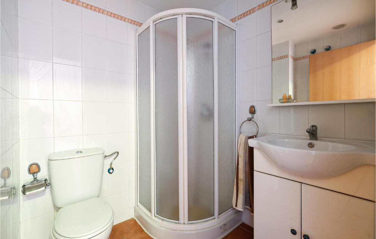 3 Bedroom Awesome Home In La Algaba Buitenkant foto